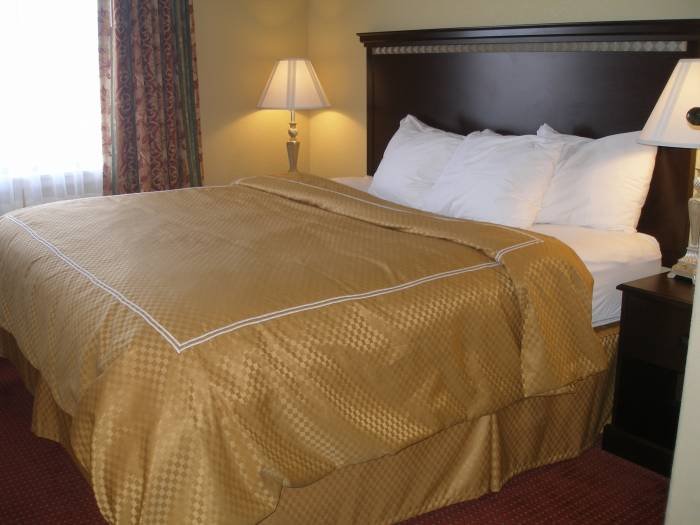  Profile Photos of Amerik Suites Laredo Hotel Behind Mall Del Norte 6551 Metro Ct - Photo 3 of 4