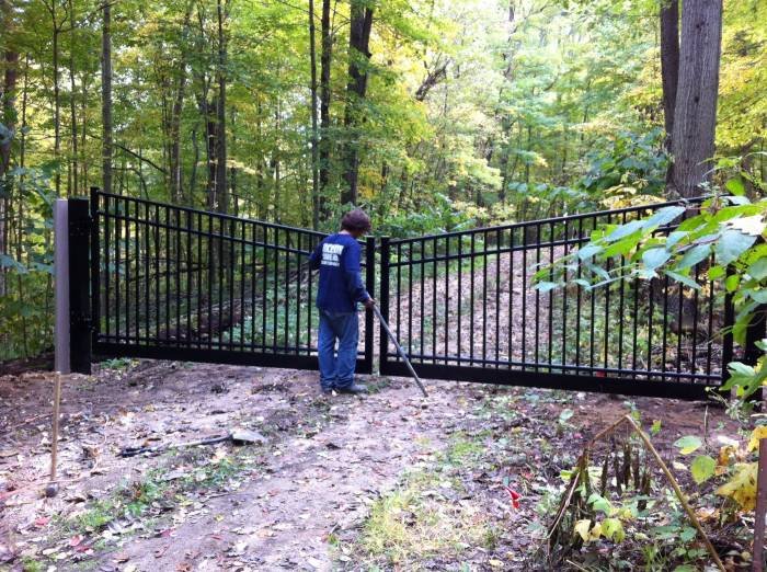  Profile Photos of Custom Fence Company 2265 reum rd - Photo 29 of 49