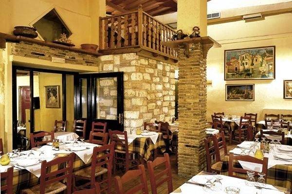  indoors of The Old Tavern Of Psaras 16 erechtheos - Photo 10 of 17