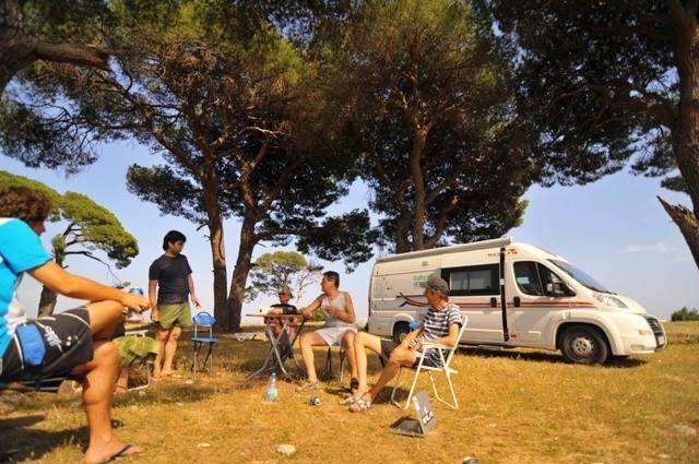  Photos from our clients of Let's Go Camper - Campervan and Motorhome Hire in Turkey Yesilbahce Mah. 1472 Sk. 4B/11 - Photo 21 of 26