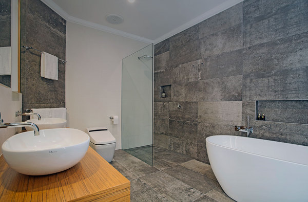  Pricelists of Ultimate Kitchens and Bathrooms 1035 Burke Road - Photo 2 of 3