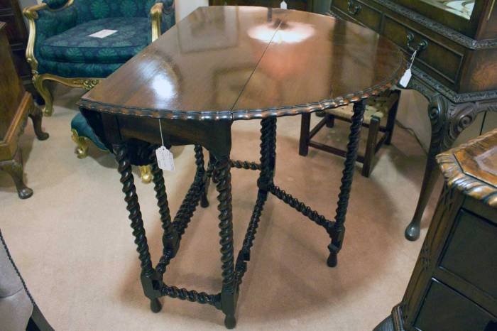 Profile Photos of VB Antiques and Interiors Dodwell Trading Park, Evesham Road - Photo 43 of 118