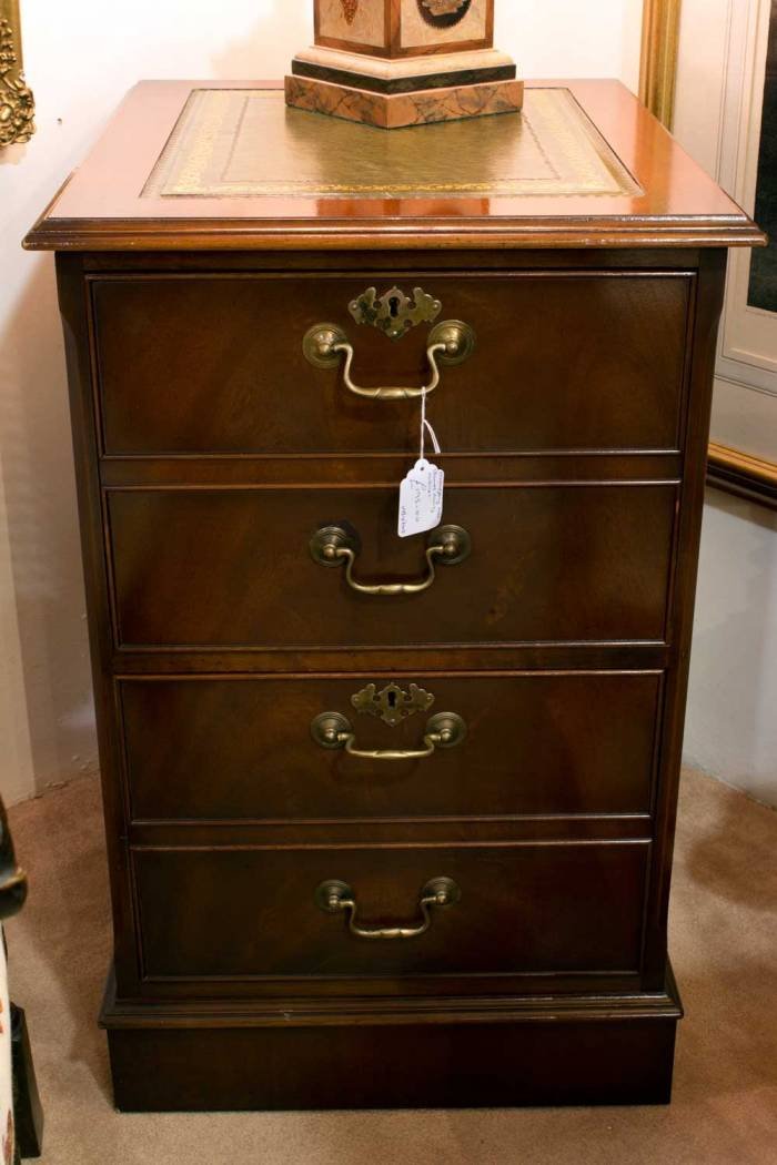  Profile Photos of VB Antiques and Interiors Dodwell Trading Park, Evesham Road - Photo 88 of 118