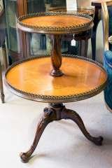  VB Antiques and Interiors Dodwell Trading Park, Evesham Road 