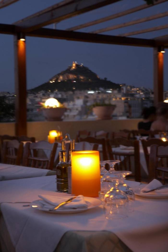  outdoors area of Elaia Restaurant 16 Erechtheos & Erotokritou str. - Photo 10 of 11
