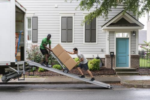  Profile Photos of Bellhop Moving   - Photo 3 of 4