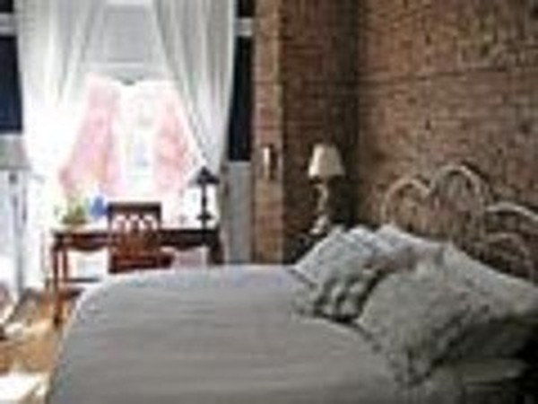  Profile Photos of Angelica Blue Montreal Bed & Breakfast 1213 Rue Sainte Ã‰lisabeth - Photo 1 of 3