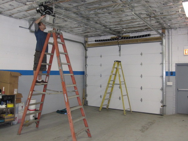                                 Pricelists of Garage Door Repair Lexington MA 9 Grapevine Ave - Photo 1 of 1