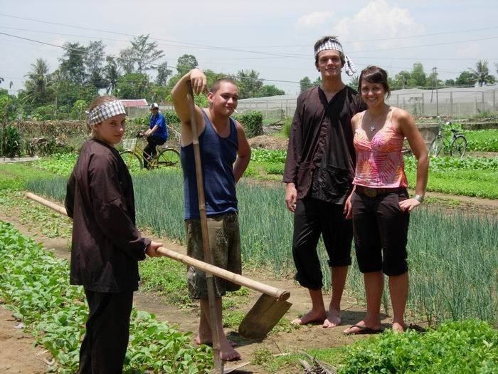 One day to be farmer in Tra Que village... MIDDLE LAND OF VIETNAM of PD TOURISM & TRADING CO., LTD. 516 Nguyen Chi Thanh st., - Photo 21 of 26