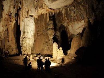 THIEN DUONG grottos MIDDLE LAND OF VIETNAM of PD TOURISM & TRADING CO., LTD. 516 Nguyen Chi Thanh st., - Photo 3 of 26