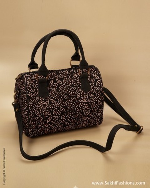  Profile Photos of Sakhi Fashions MKB PLAZA, # 3802/B, 7th MAIN, HAL 2ND STAGE INDIRANAGAR - Photo 7 of 14