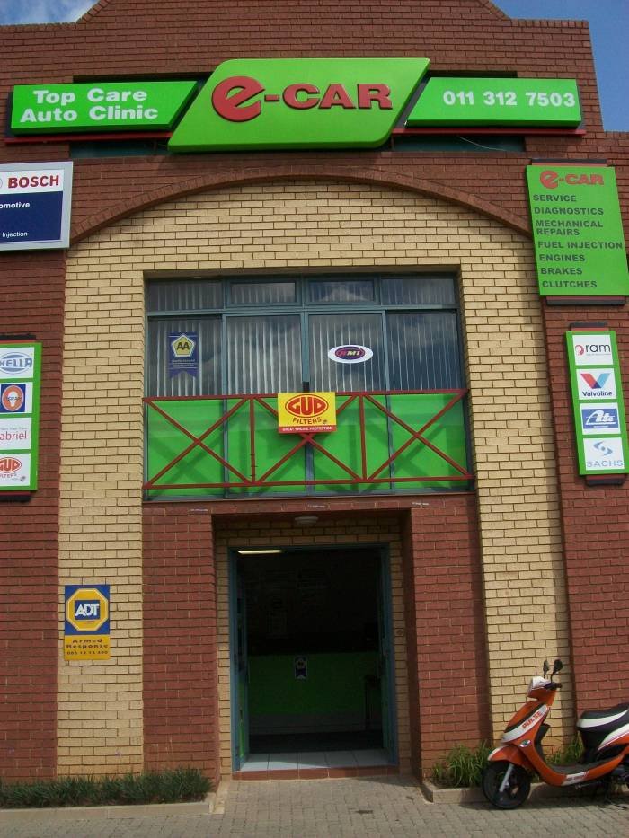 Workshop reception entrance in Midrand Profile Photos of Top Care Auto Clinic e-CAR 778 Richards Dr, Unit 3, Cnr. Richards Dr & Suttie Ave, Halfway House, - Photo 10 of 11