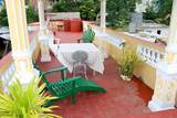  Hostal Buena Vista en Trinidad. Cuba calle CanterÃ­a # 64 entre Enrique Villegas y Paz 