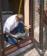  Reparatii termopane 0728-137137 ; 0769-137137 sos.Berceni nr.8 