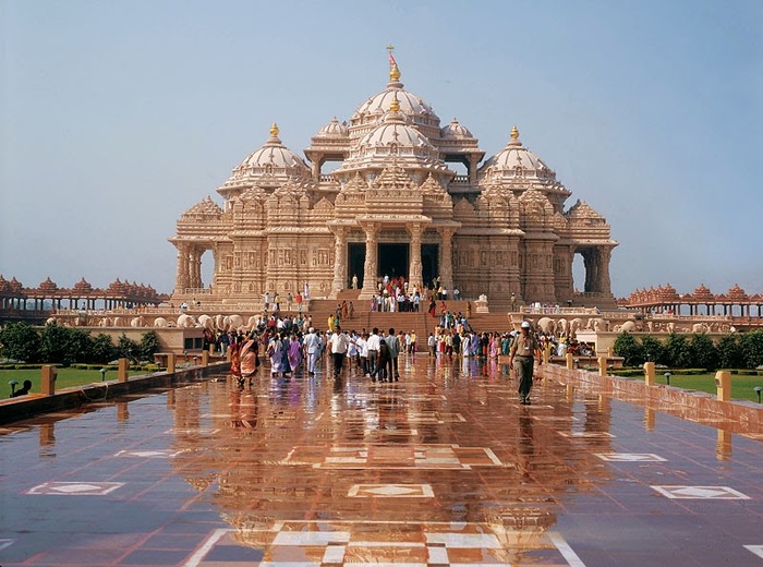  Most famous temples India of Tickets To India VACATION HOUSE ,372 - 374 Cranbrook Road,Gants Hill - Photo 11 of 11