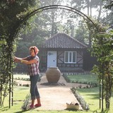Roman Garden Arch
http://www.harrodhorticultural.com/roman-garden-arch-pid8486.html, Harrod Horticultural, Lowestoft
