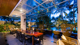 Flow Oasis pool lounge Chatrium Residence Sathon Bangkok 291 Soi Naradhiwas Rajanagarindra 24,Yannawa, Sathorn, Bangkok, Thailand 10120 