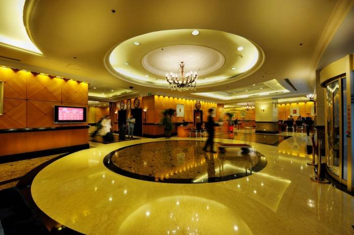 Lobby Profile Photos of Crowne Plaza Hotel & Suites Landmark Shenzhen Number 3018, Nanhu Road - Photo 2 of 2