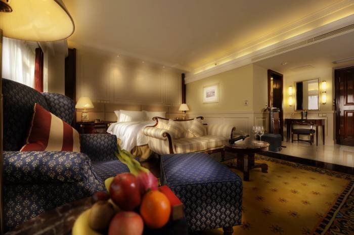 Studio Room Accommodation of Crowne Plaza Hotel & Suites Landmark Shenzhen Number 3018, Nanhu Road - Photo 5 of 7