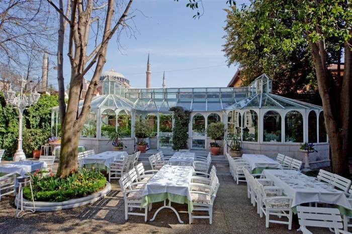  Profile Photos of Yesil Ev Hotel Kabasakal Cad. no:5 Sultanahmet - Photo 2 of 12