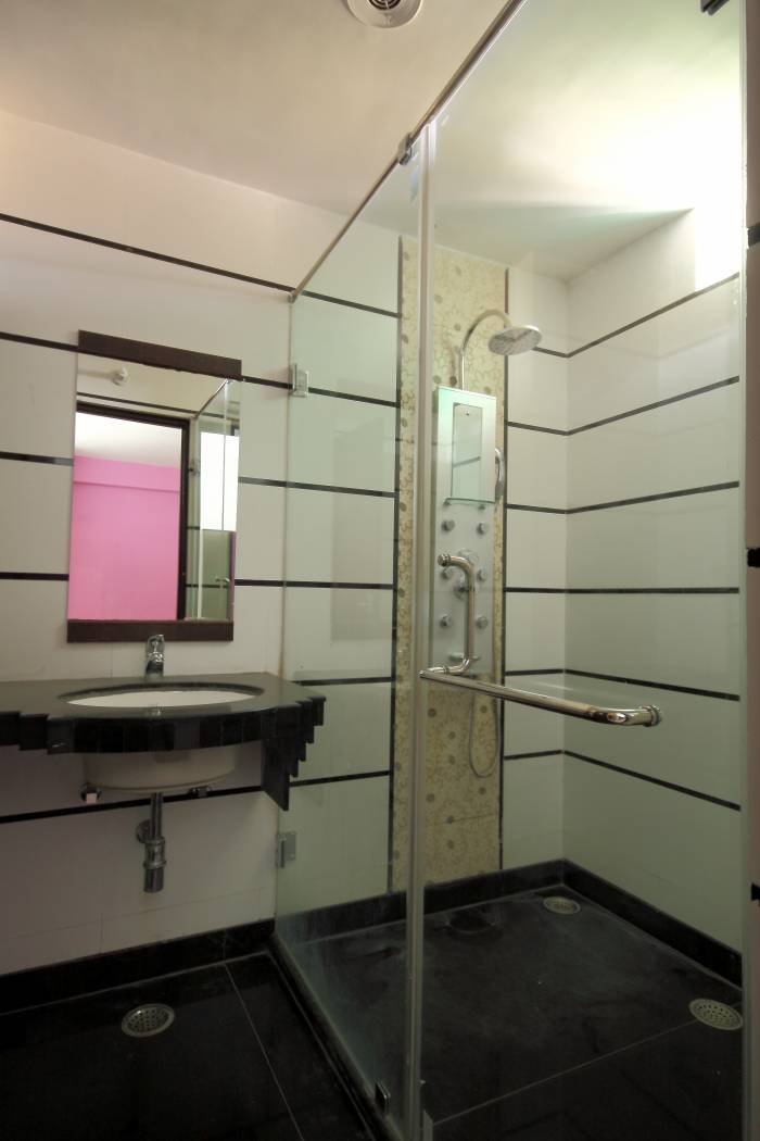  Profile Photos of affordable hotels in jaipur Hotel Meenakshi Palace Adjoining DRM Office, Near Railway Station, Ram Mandir Road Jaipur (Rajasthan) - - Photo 2 of 12