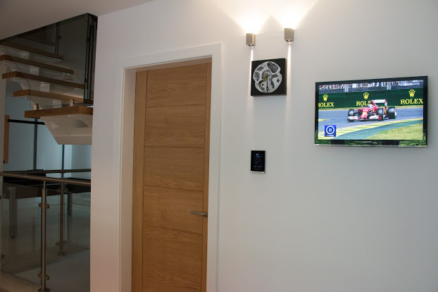  Profile Photos of Simkiss Home Automation Bentley Avenue, Middleton - Photo 7 of 7