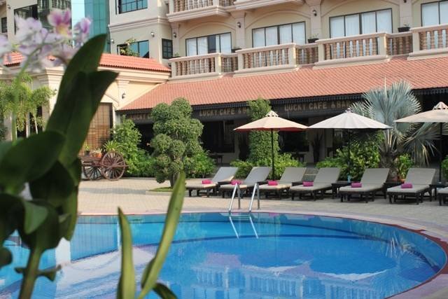 Hotel Exterior Profile Photos of TSP Lucky Angkor Hotel National Road NÂº6 , Chongkaosou Village - Photo 4 of 25