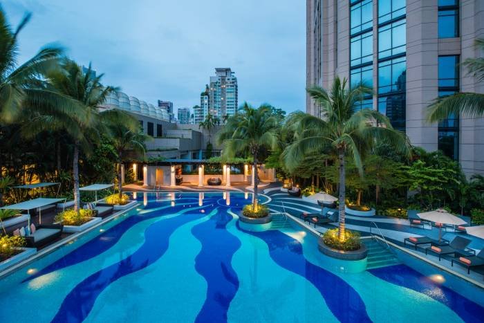 Emporium Suites - Swimming Pool Profile Photos of Emporium Suites by Chatrium 622 Sukhumvit Soi 24 Klongton Klongtoey - Photo 54 of 72