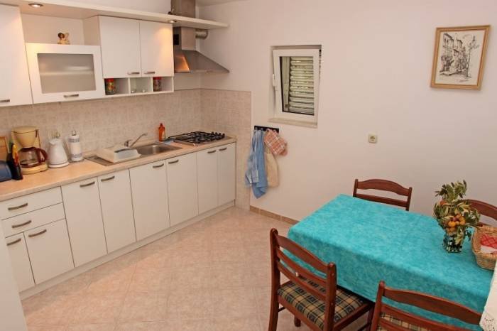  Profile Photos of Apartments Biba Hvar Biskupa Dubokovica 52 - Photo 4 of 8