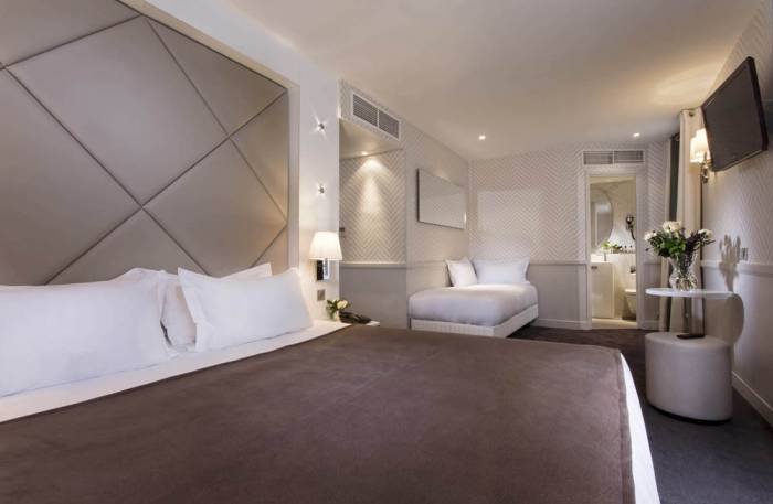  Profile Photos of Hotel Longchamp ElysÃ©es 68, rue de Longchamp - Photo 3 of 14
