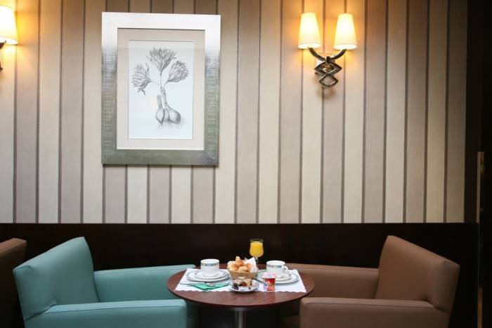  Profile Photos of Hotel Longchamp ElysÃ©es 68, rue de Longchamp - Photo 6 of 14