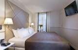  Hotel Longchamp ElysÃ©es 68, rue de Longchamp 