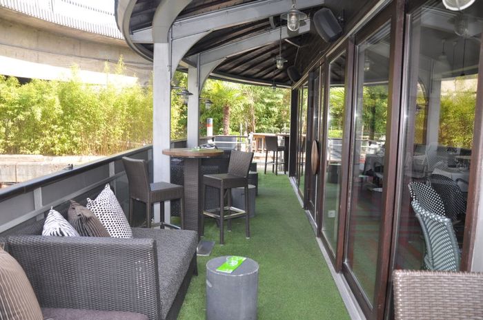  Profile Photos of River CafÃ© 146 Quai de Stalingrad - Photo 17 of 22