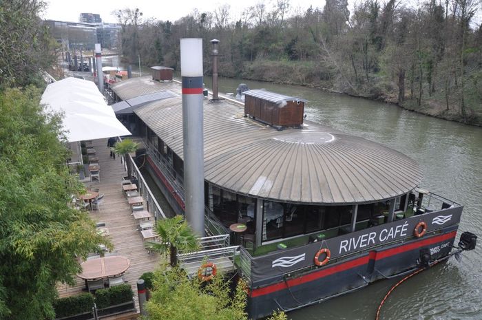  Profile Photos of River CafÃ© 146 Quai de Stalingrad - Photo 18 of 22
