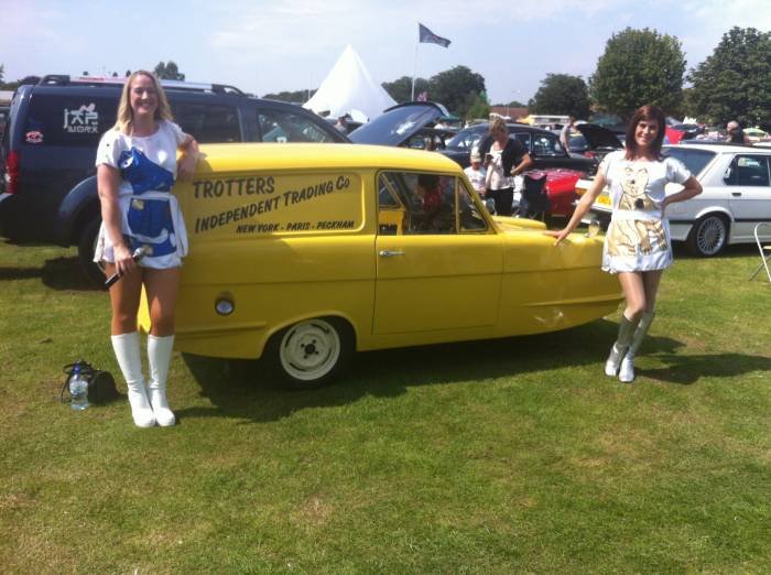  Profile Photos of Del Boy Trotter Van Hire Wilberforce Way - Photo 9 of 18
