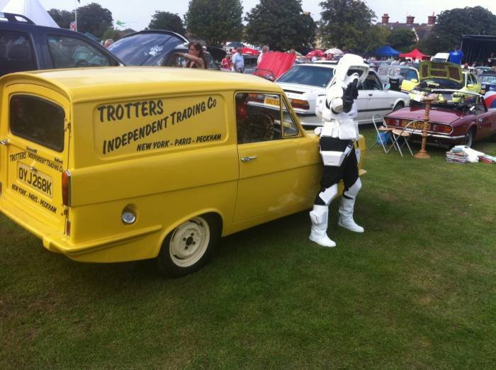  Profile Photos of Del Boy Trotter Van Hire Wilberforce Way - Photo 8 of 18