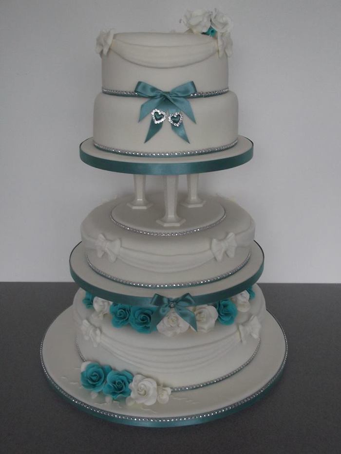 wedding cake Latest Wedding Cakesby Dream Wedding Creations of Dream Wedding Creations Eastleigh Road - Photo 9 of 13