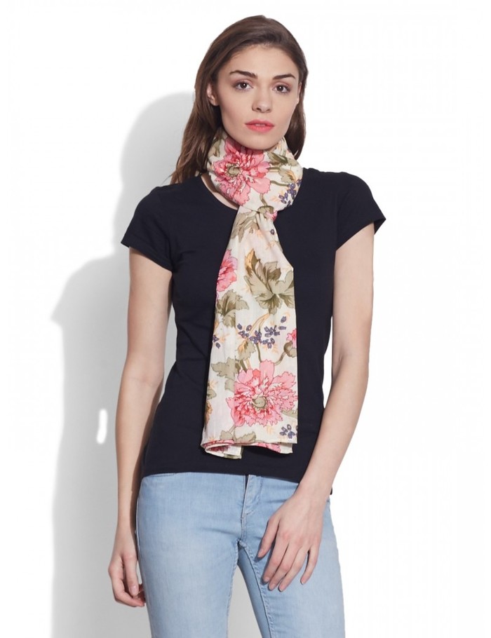 cotton printed voile scarf Women's Clothing of VeryMe- Trends with Tradition 142, Mohiyal Colony, Opp. Sector 31, Behind MMI School - Photo 6 of 11