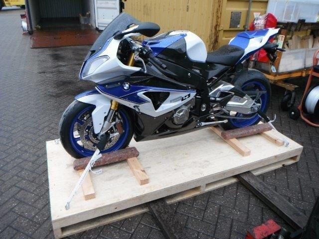  New Album of Car Shipping Made Simple 101 New London Road - Photo 2 of 16