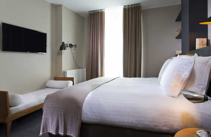  Profile Photos of Hotel 1er Etage 38, rue Sainte Croix de la Bretonnerie - Photo 1 of 14
