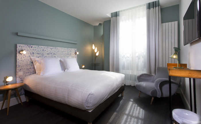  Profile Photos of Hotel 1er Etage 38, rue Sainte Croix de la Bretonnerie - Photo 10 of 14