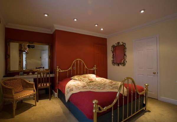  Profile Photos of The Bell Inn at Horndon on the Hill High Road Horndon on the Hill - Photo 12 of 18