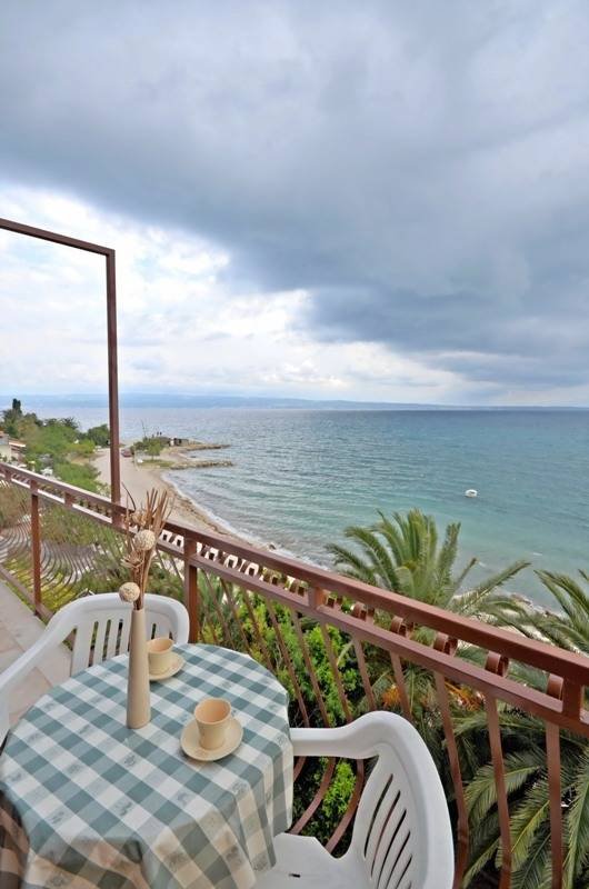 Pogled iz AP 4+1 III kat Profile Photos of Villa Palms-Beach accommodation by Split Grljevacka 88 - Photo 34 of 35