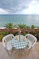 Pogled na more iz AP 7+1 Villa Palms-Beach accommodation by Split Grljevacka 88 