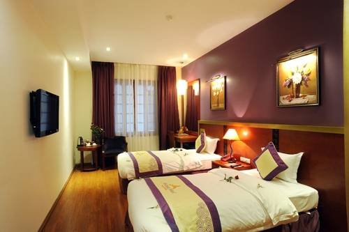 Deluxe Room Profile Photos of Aranya Hotel Hanoi 128 Hang Bong, Hoan Kiem - Photo 4 of 15