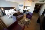 Holiday Inn Southend - King Superior Bedroom Holiday Inn Southend 77 Eastwoodbury Crescent 