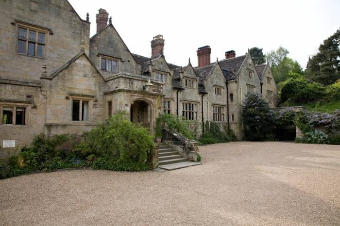  Profile Photos of Gravetye Manor Hotel and Restaurant Vowels Lane - Photo 4 of 9