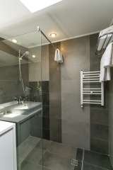  Trianon Hotel Bucharest 9, Grigore Cobalcescu 