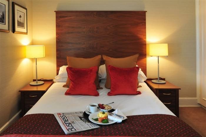  Profile Photos of The White Lion Hotel Market Cross Place - Photo 9 of 14