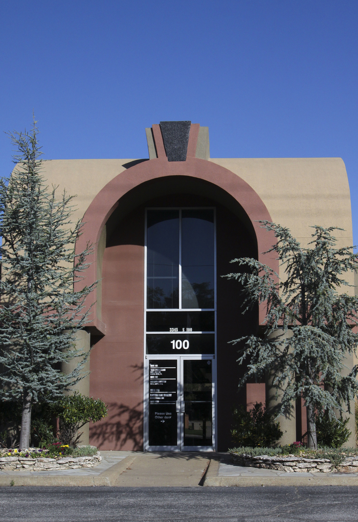  New Album of Midtown Dentistry: Dr. Daniel Griffiths 3345 S. Harvard Ave, Suite 102 - Photo 4 of 10